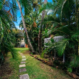https://waimea-bay-cottage.hotelsinhawaii.org