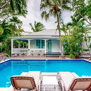 Papa's Hideaway Key West