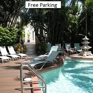 3* Herberg Douglas House